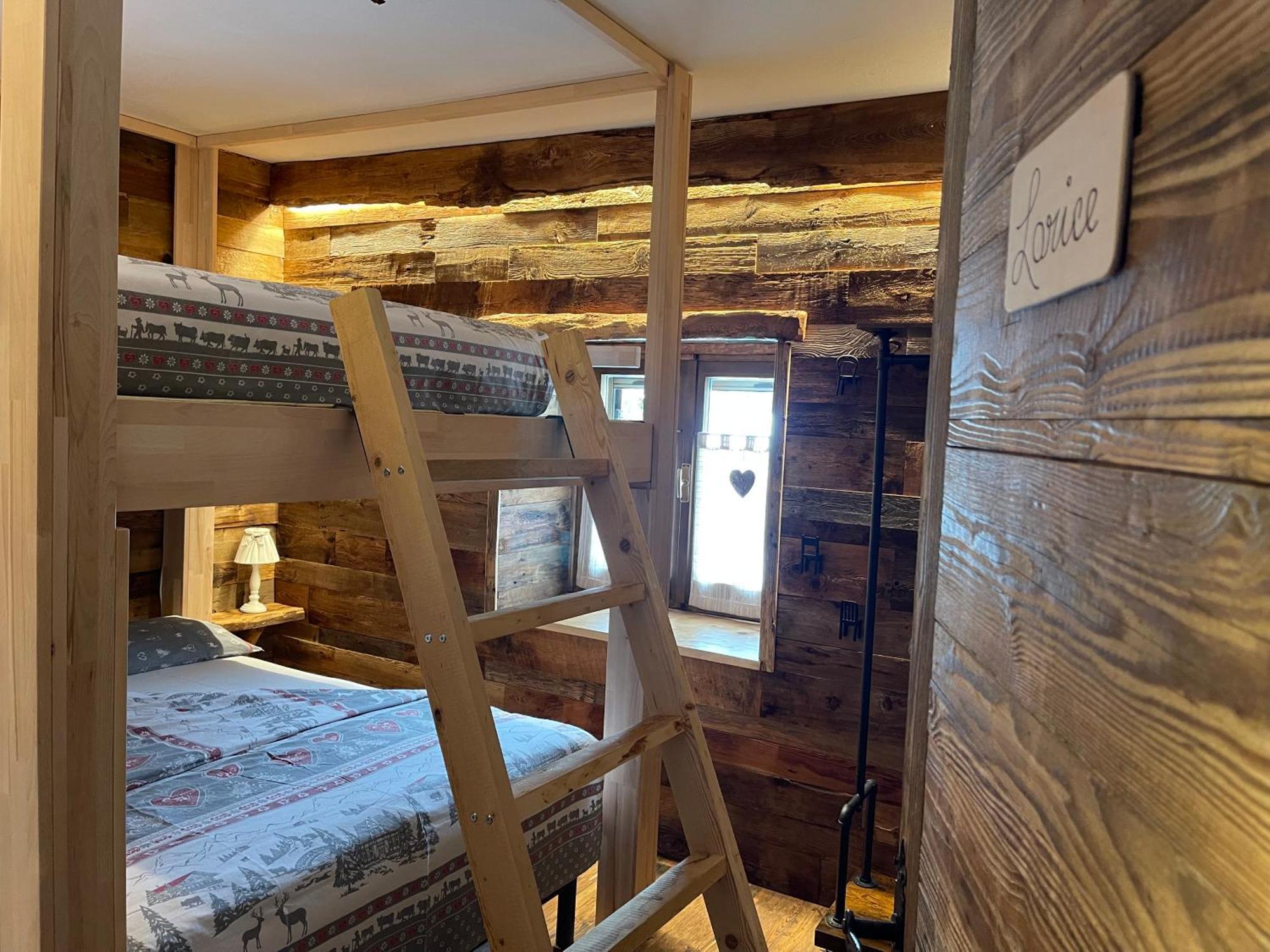Bed And Breakfast Campo Base 卡罗纳 外观 照片
