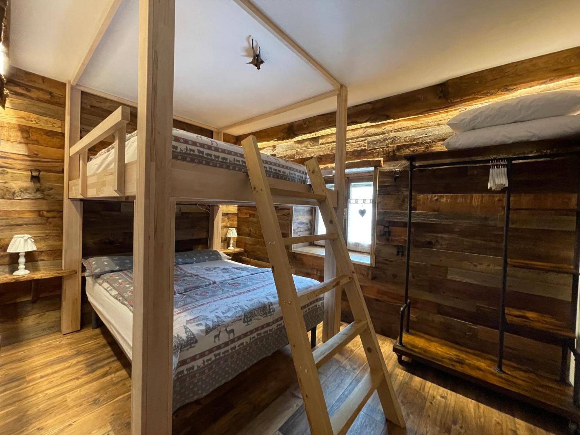 Bed And Breakfast Campo Base 卡罗纳 外观 照片